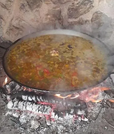 Vakantiehuis Rural Ca's Pelut *